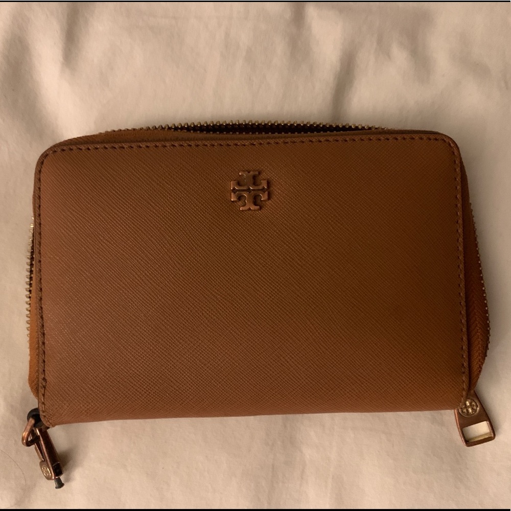 Tory Burch wristlet